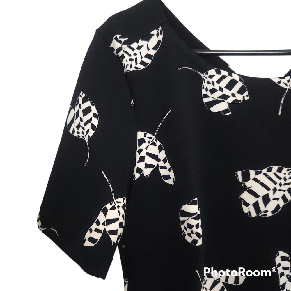 Vince Camuto Checkered Leaf Print Scuba Dress - Picture 2 of 5